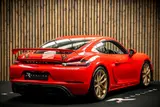 Porsche 718 Cayman GT4 thumbnail