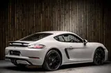 Porsche 718 Cayman T thumbnail