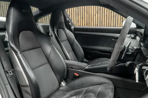 Porsche 911 GT3 — photo 2 of 46