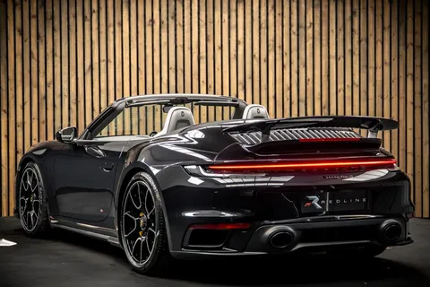 Porsche 911 Turbo S — photo 3 of 45
