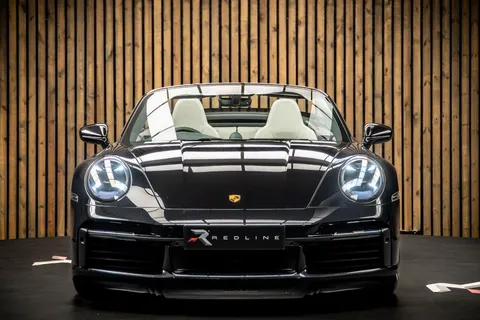 Porsche 911 Turbo S — photo 5 of 45