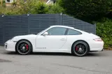 Porsche 911 Carrera 2 GTS thumbnail