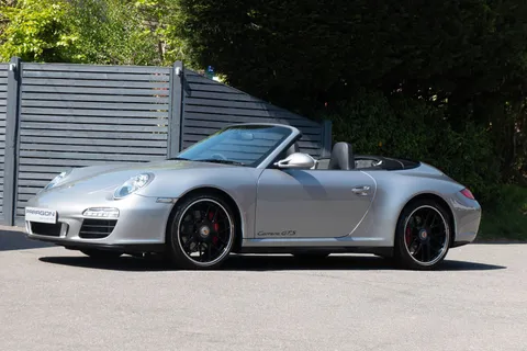 Porsche 911 Carrera 2 GTS — photo 4 of 42