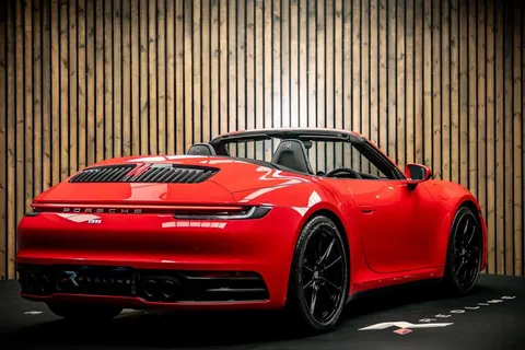 Porsche 911 Carrera — photo 4 of 46