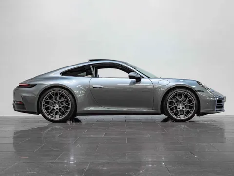 Porsche 911 Carrera — photo 3 of 14