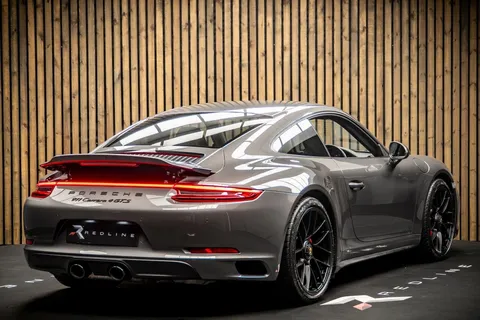 Porsche 911 Carrera 4 GTS 4