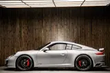 Porsche 911 Carrera 4 GTS thumbnail