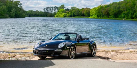 Porsche 911 Carrera 4S 3