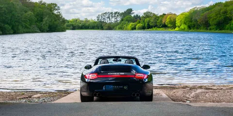 Porsche 911 Carrera 4S 5