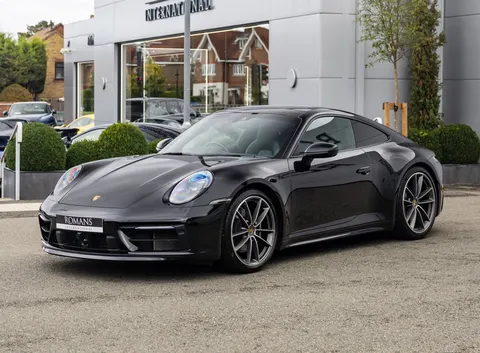 Porsche 911 Carrera 4S 5