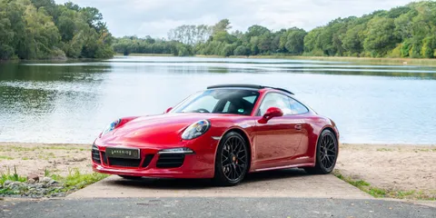 Porsche 911 Carrera GTS 3