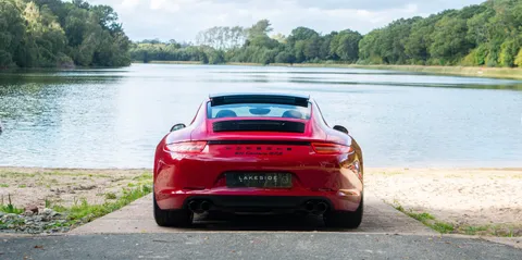 Porsche 911 Carrera GTS 5