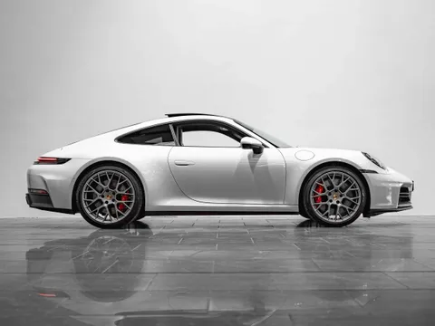 Porsche 911 Carrera S 3