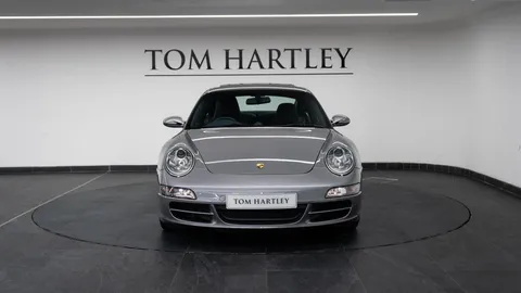 Porsche 911 Carrera S (997) — photo 2 of 30