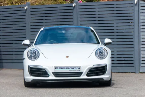 Porsche 911 Carrera — photo 4 of 45