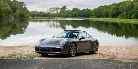 Porsche 911 Carrera S — photo 3 of 48