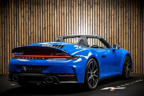 Porsche 911 Carrera Cabriolet — photo 4 of 46