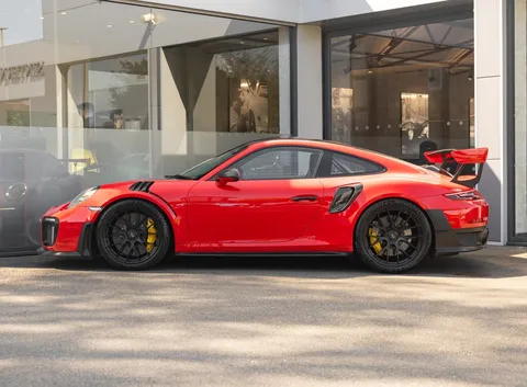 Porsche 911 — photo 4 of 56