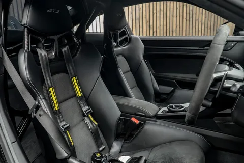 Porsche 911 GT3 2