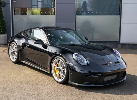 Porsche 911 GT3 Touring — photo 3 of 40