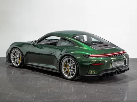 Porsche 911 GT3 Touring — photo 2 of 12
