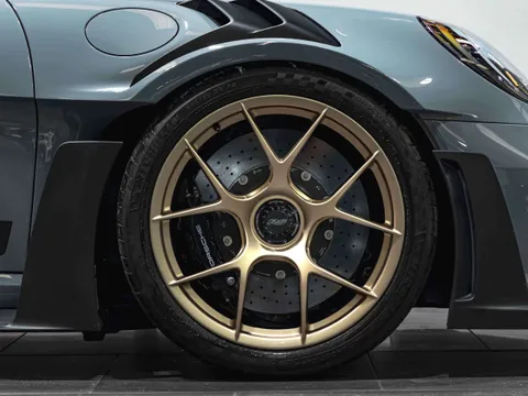 Porsche 911 GT3 RS Weissach — photo 4 of 18