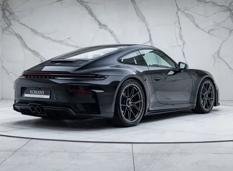 Porsche 911 GT3 Touring — photo 4 of 34