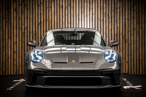 Porsche 911 GT3 Touring — photo 5 of 43