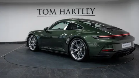 Porsche 911 GT3 Touring — photo 5 of 37
