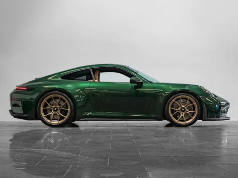 Porsche 911 GT3 Touring — photo 4 of 17