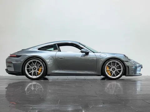 Porsche 911 GT3 Touring — photo 3 of 15