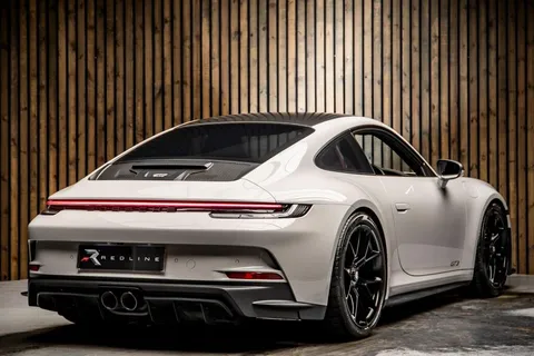 Porsche 911 GT3 Touring — photo 3 of 49