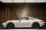 Porsche 911 GT3 Touring thumbnail