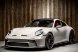 Porsche 911 GT3 Touring thumbnail