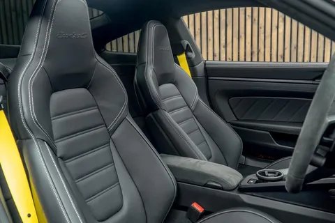 Porsche 911 Turbo S — photo 2 of 46