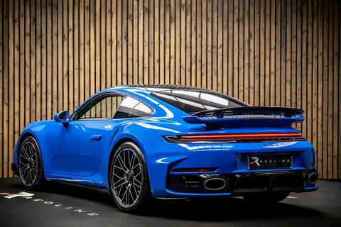 Porsche 911 Turbo S — photo 3 of 46