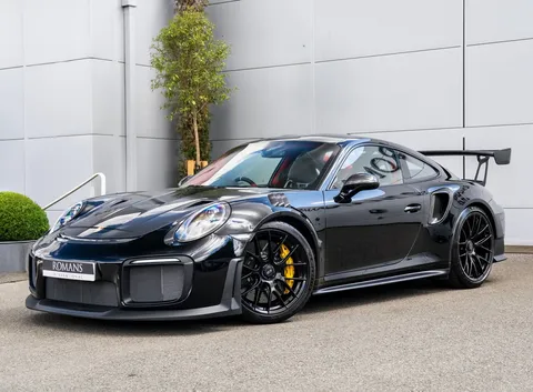 Porsche 911 GT2 RS Weissach — photo 3 of 65