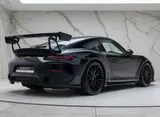 Porsche 911 GT2 RS Weissach thumbnail