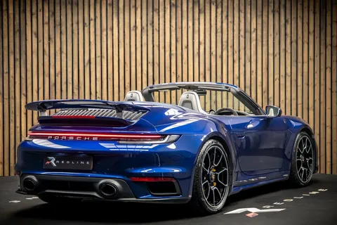 Porsche 911 Turbo S Cabriolet — photo 4 of 47