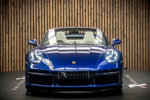 Porsche 911 Turbo S Cabriolet — photo 5 of 47