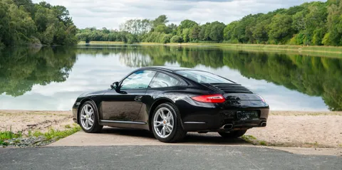 Porsche 911 Carrera — photo 4 of 42
