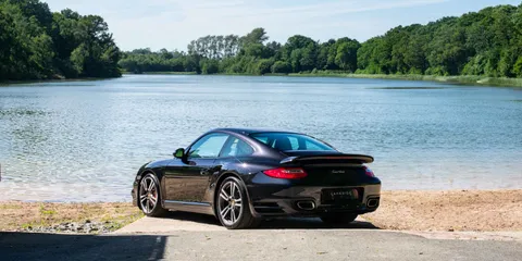 Porsche 911 Turbo — photo 4 of 48