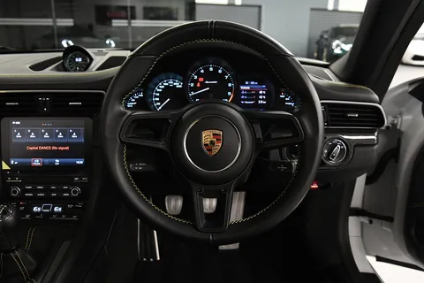 Porsche 911 2