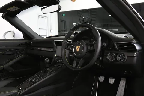 Porsche 911 4