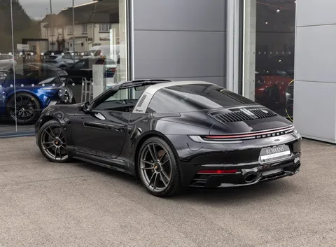 Porsche 911 Targa 4 GTS 50 Years Porsche Design Edition — photo 5 of 43