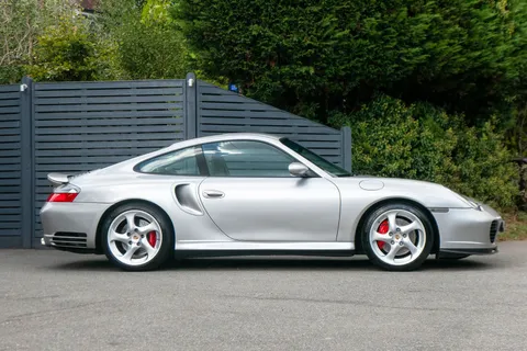 Porsche 911 Turbo 5