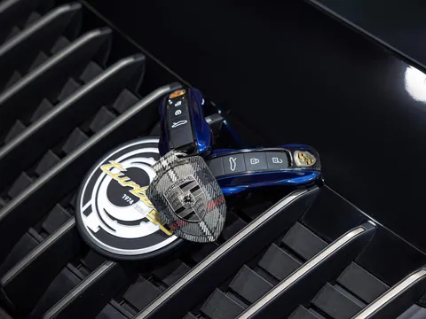 Porsche 911 Turbo 50 Years — photo 2 of 17
