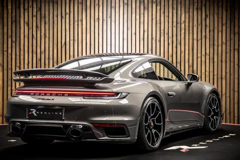Porsche 911 Turbo S — photo 4 of 45