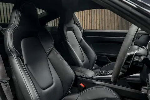 Porsche 911 Turbo S 2