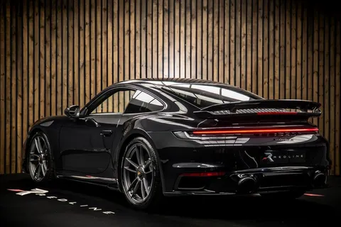 Porsche 911 Turbo S 3
